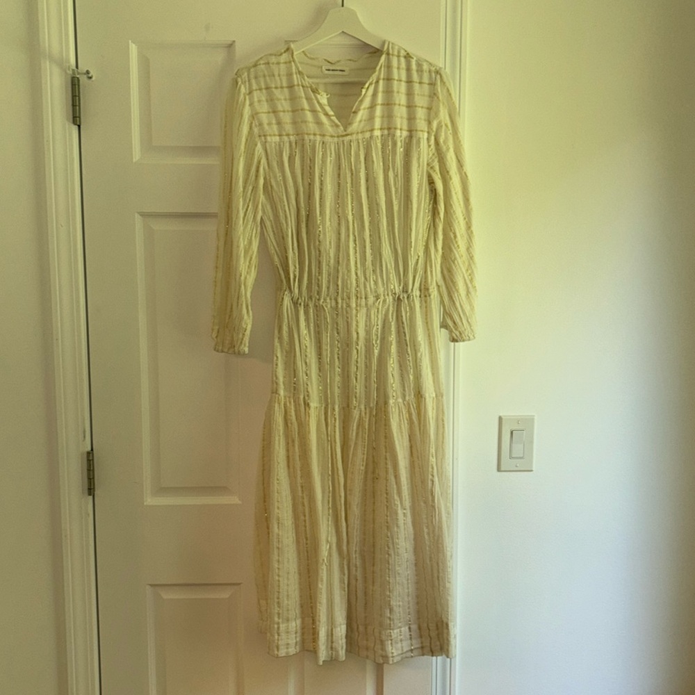 White beach dress Lined in body. Gold and silver stripes size 44
